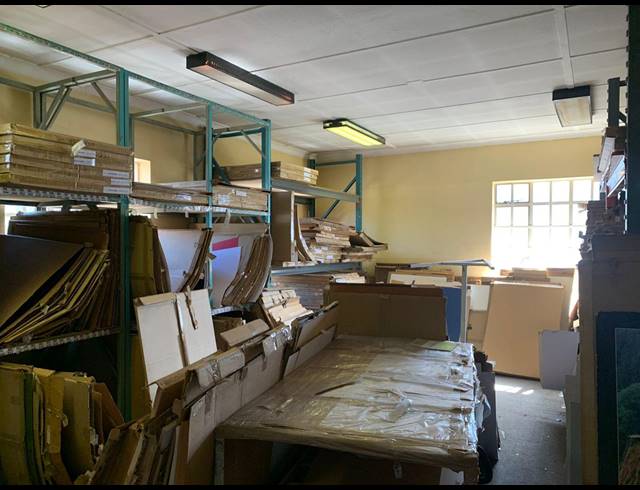 5,100M² WAREHOUSE FOR SALE IN INDUSTRIA